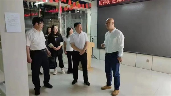 1688102885400195.jpg 16.jpg