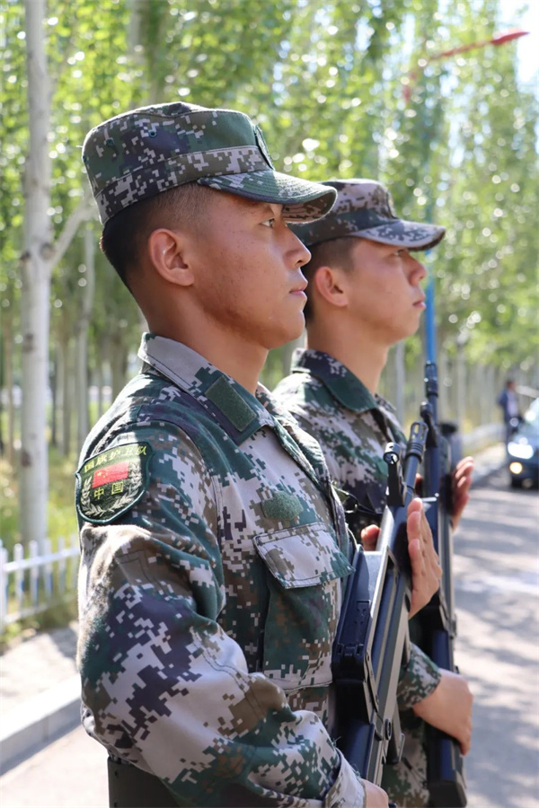 1695282655396839.jpg 4.jpg