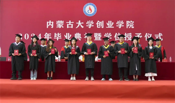 1719538582125644.jpg 7.jpg