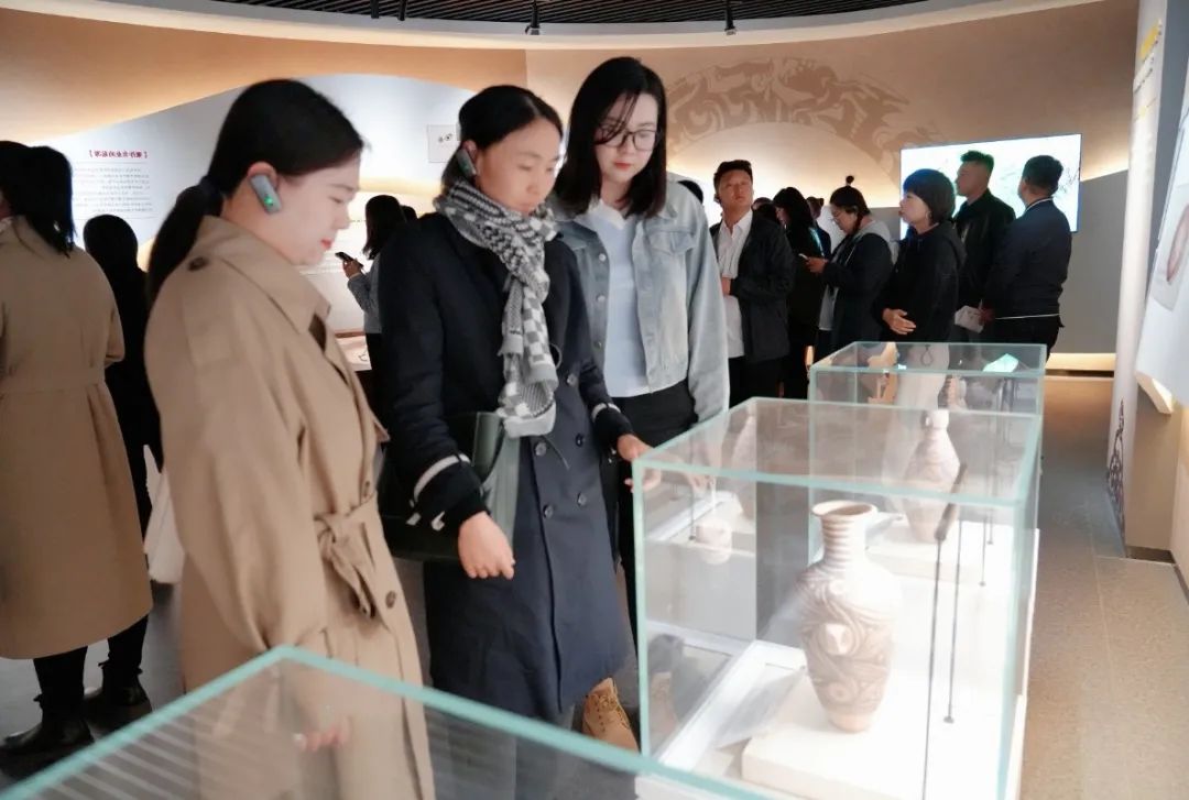 1729579304232199.jpg 1729579304232199.jpg