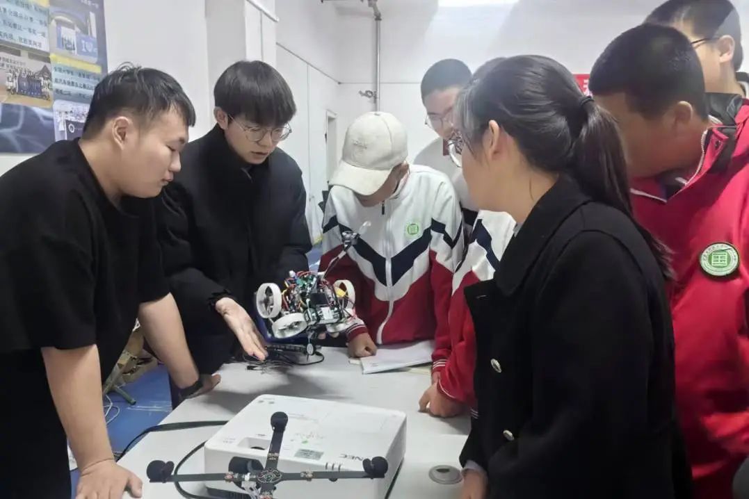 1731487086515606.jpg 1731487086515606.jpg