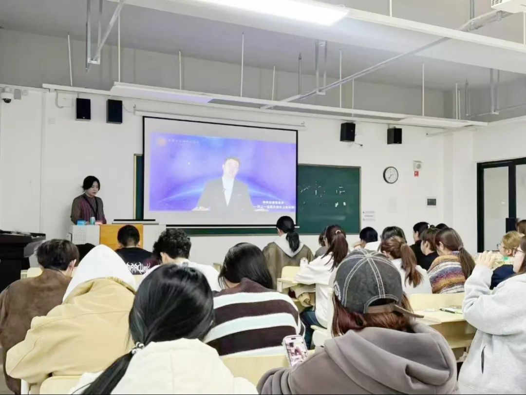 1732761290368524.jpg 1732761290368524.jpg