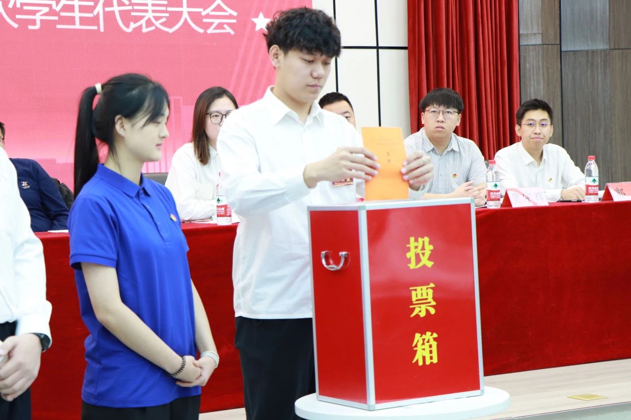 1734396793918943.jpg 1734396793918943.jpg