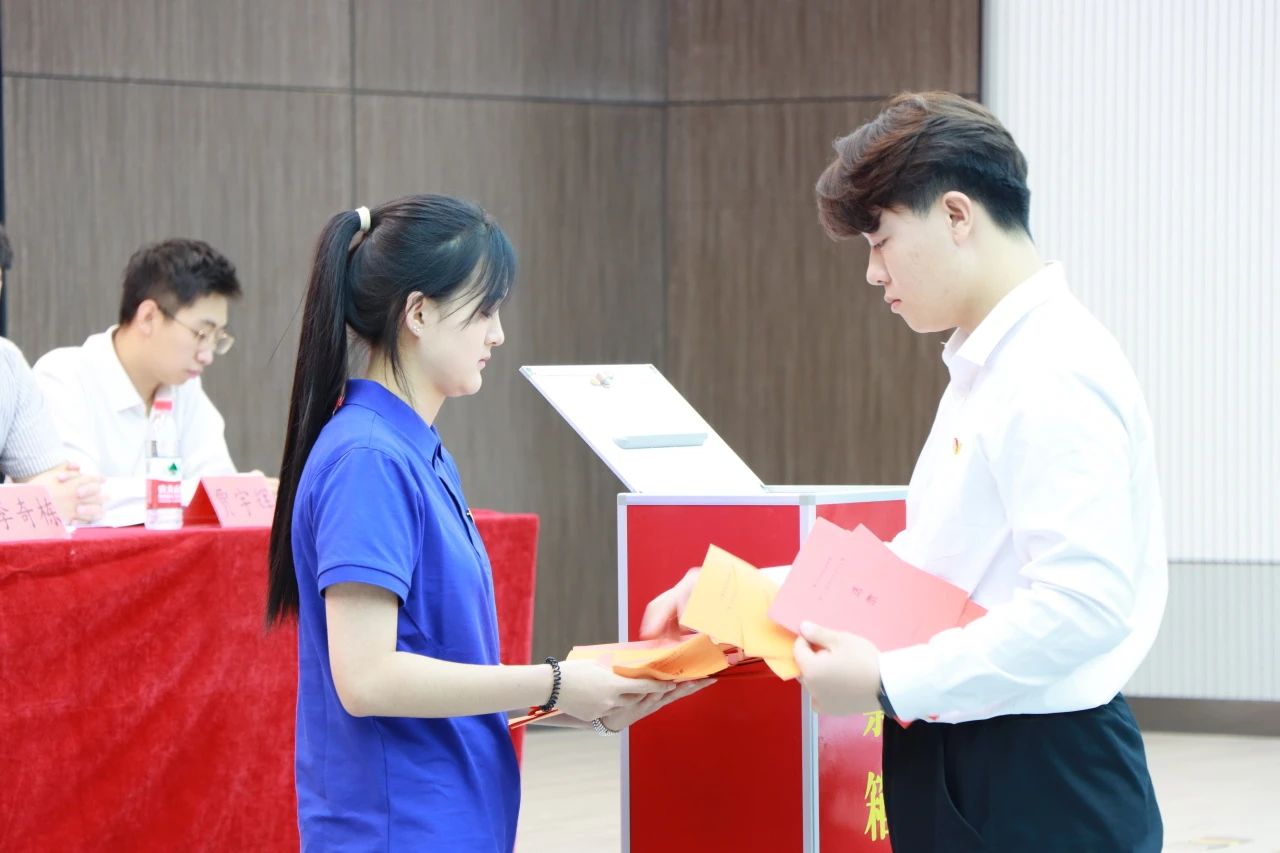 1734396914139569.jpg 1734396914139569.jpg