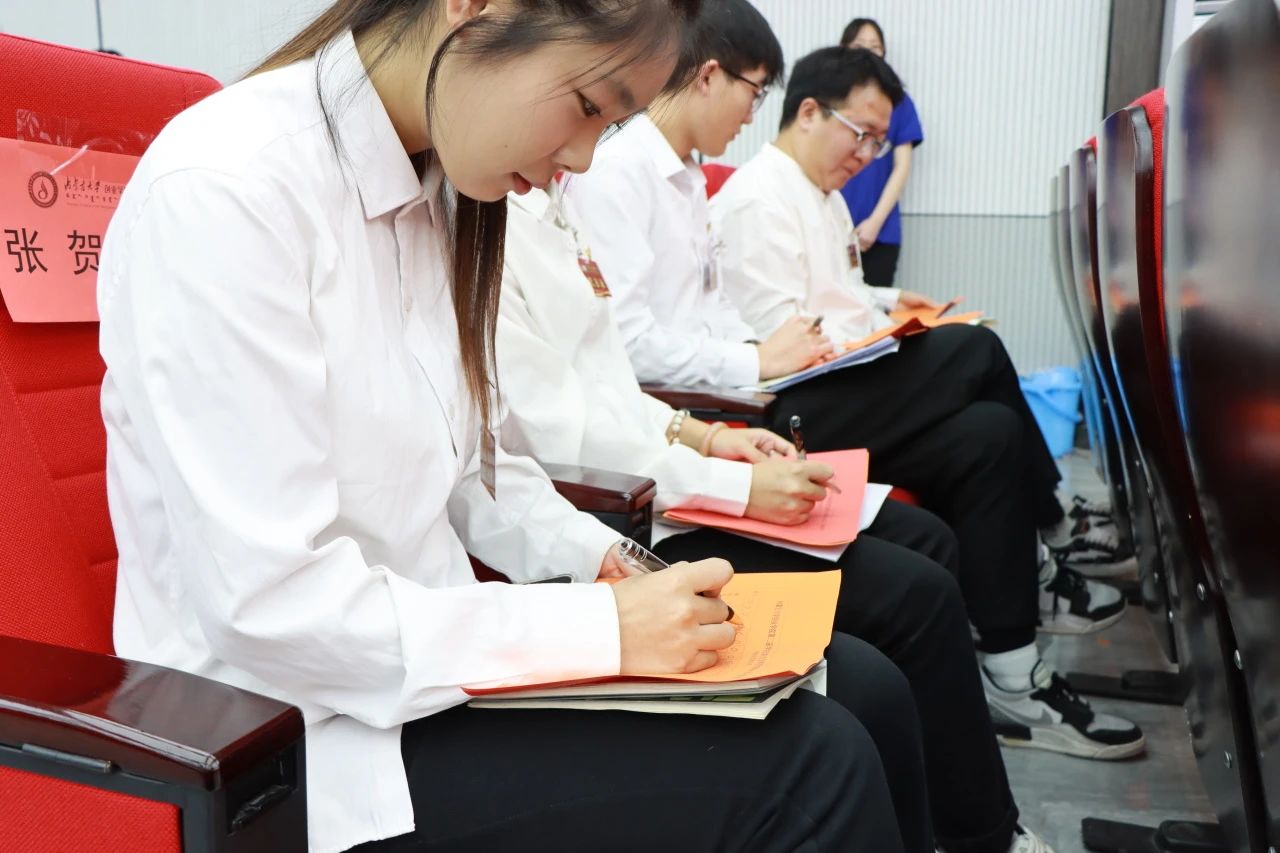 1734396984669703.jpg 1734396984669703.jpg