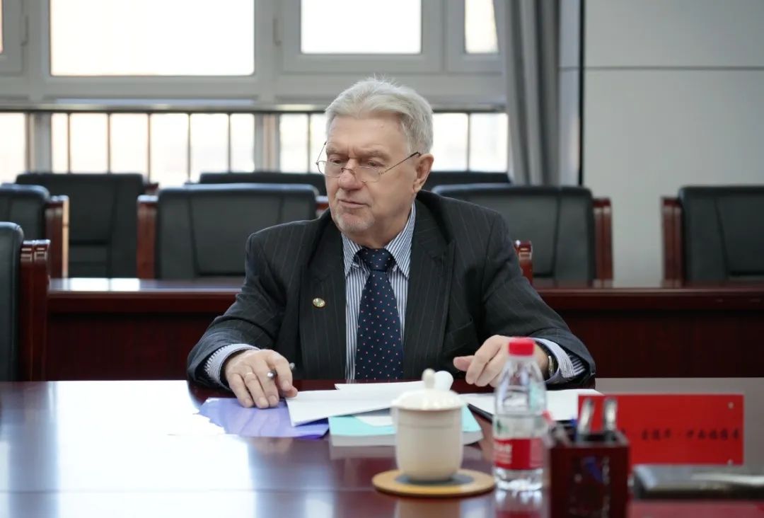 1735608409503127.jpg 1735608409503127.jpg