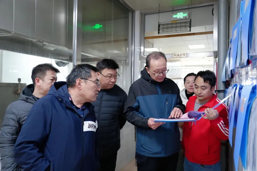 1740363587747548.jpg 1740363587747548.jpg