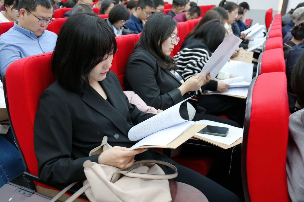 1740364870354452.jpg 1740364870354452.jpg