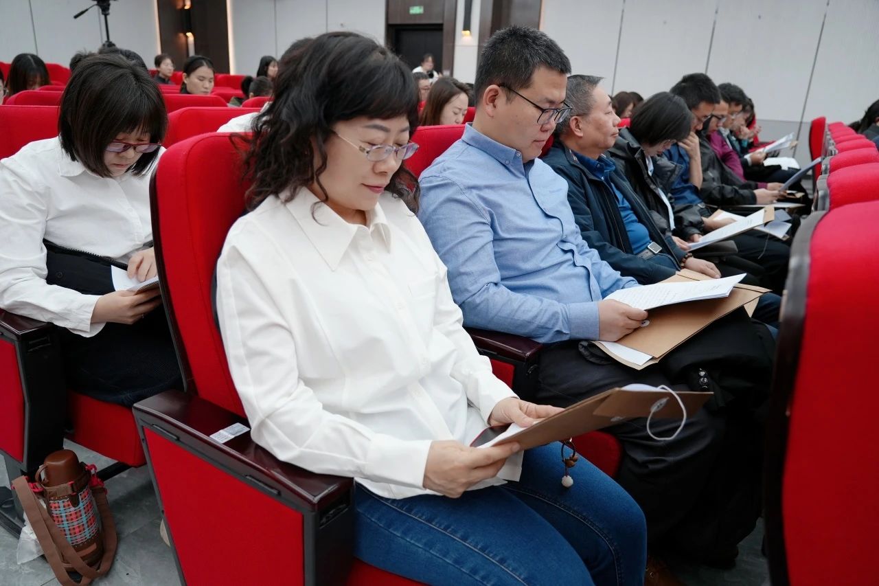 1740364893112136.jpg 1740364893112136.jpg