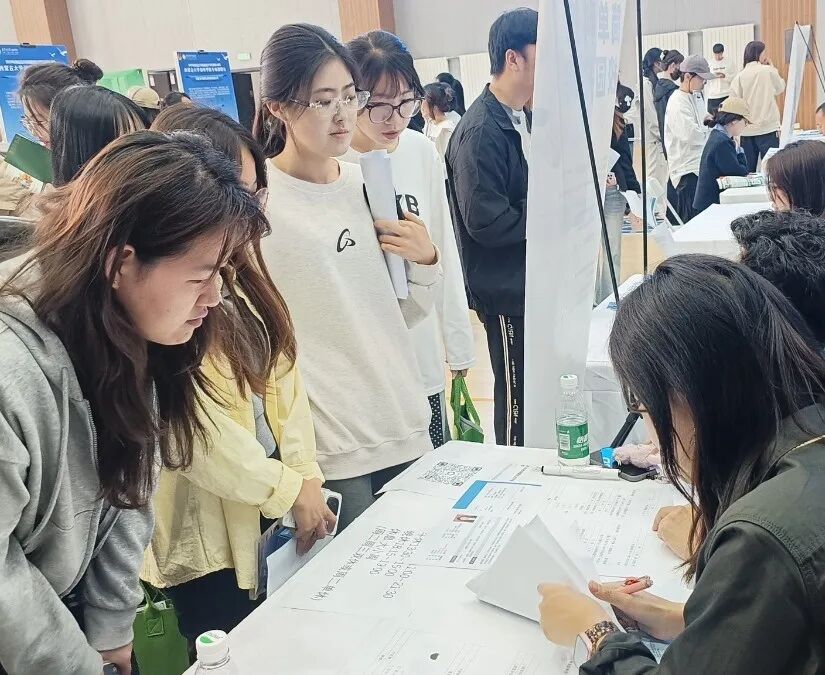 1758504392408543.jpg 1758504392408543.jpg