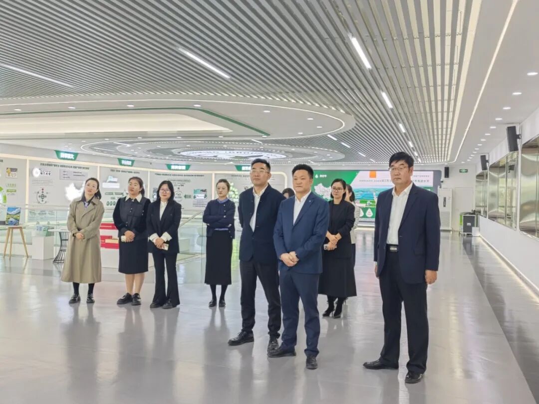 1758855686132357.jpg 1758855686132357.jpg