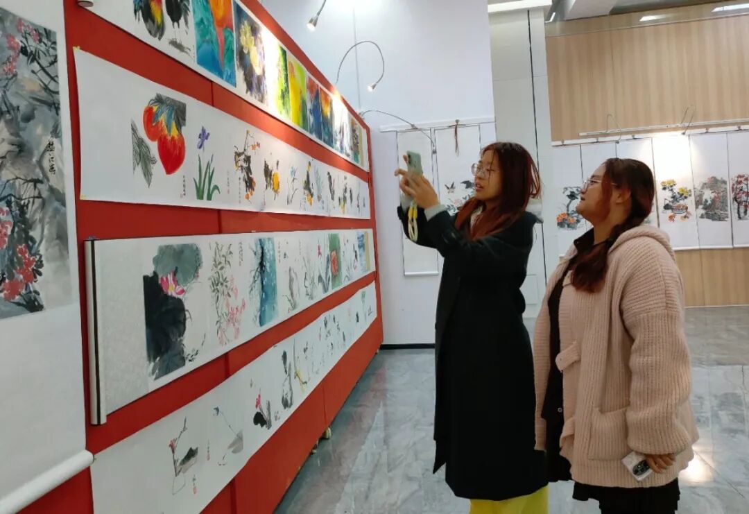 1761612215442495.jpg 1761612215442495.jpg