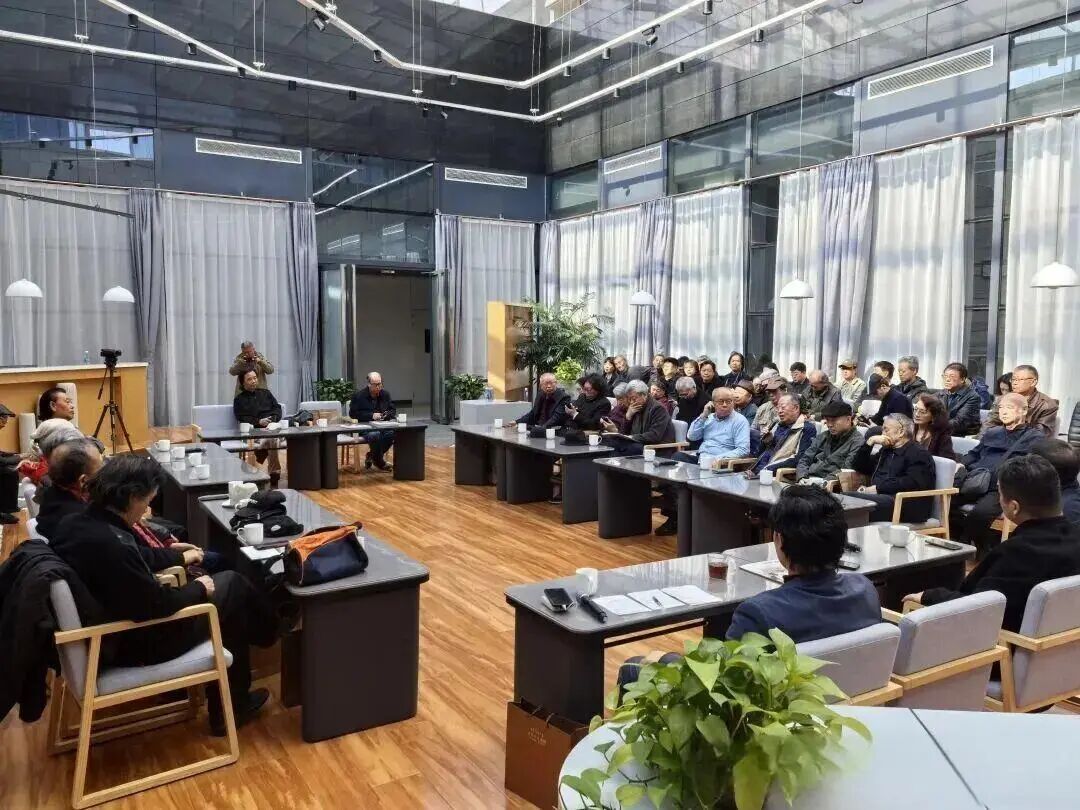 1761613350138377.jpg 1761613350138377.jpg