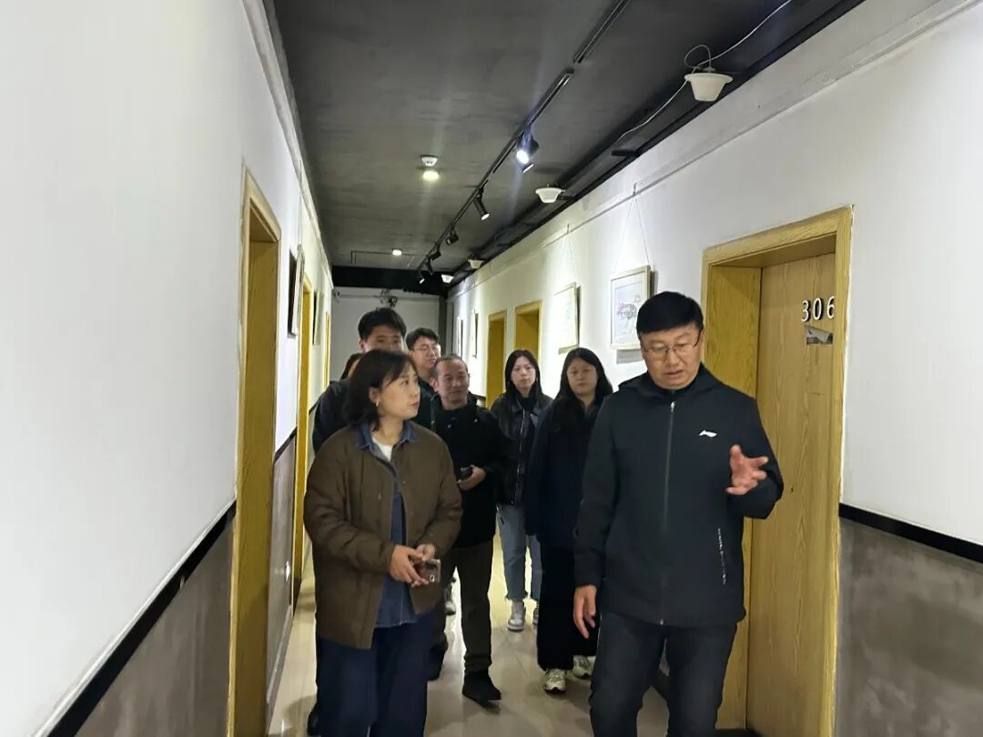 1762129124448864.jpg 1762129124448864.jpg