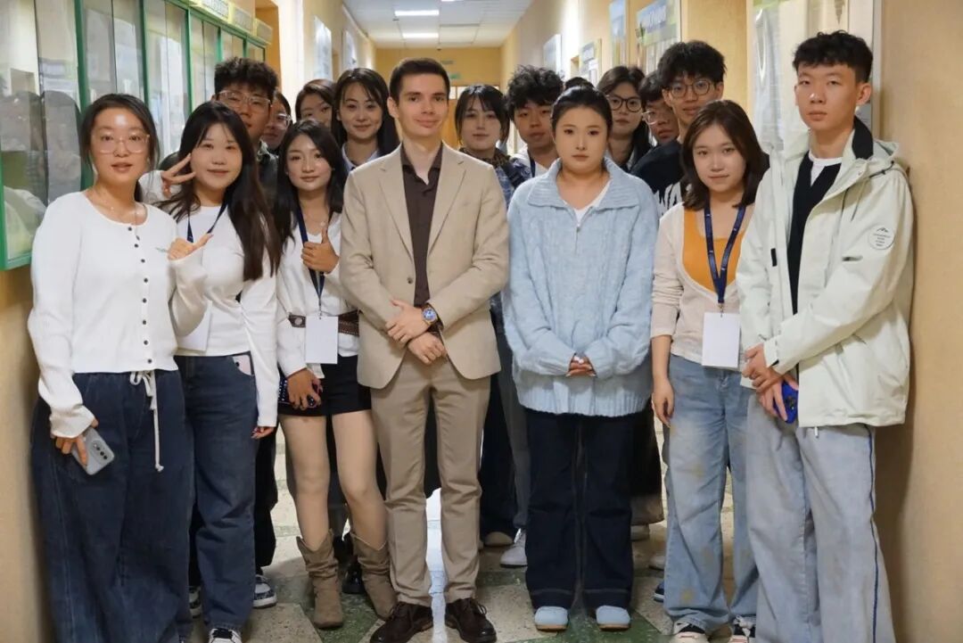 1762130810661183.jpg 1762130810661183.jpg