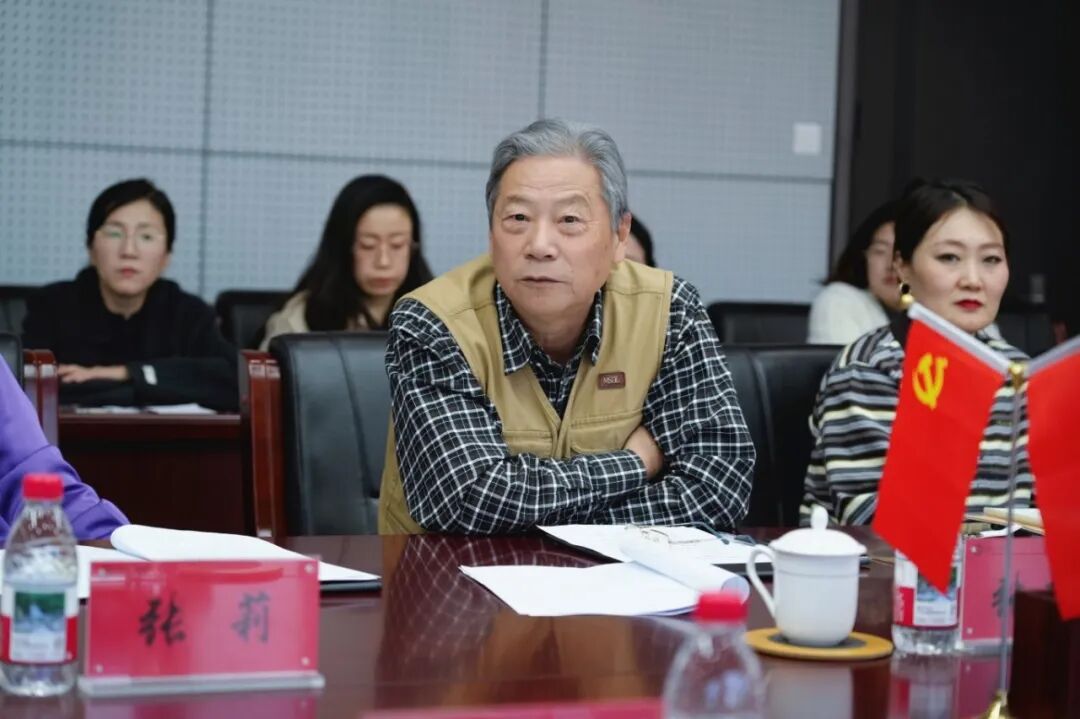 1763425298124120.jpg 1763425298124120.jpg