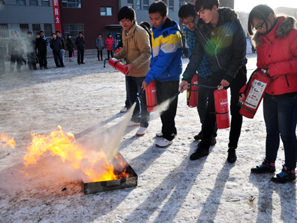 beat365在线唯一官网举办2012年度安全疏散消防演练