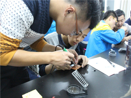 信息工程教学部开展兴趣小组活动