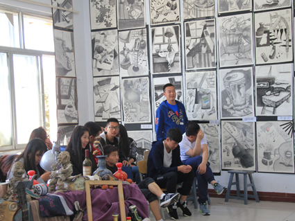 艺术教学部举办教学观摩活动