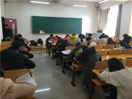 学院2016-2017学年第一学期期末考试工作顺利进行