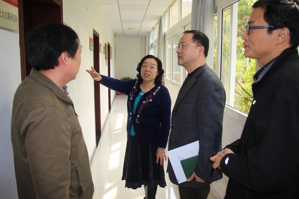 校党委书记何光彩赴allwincity万象城调研